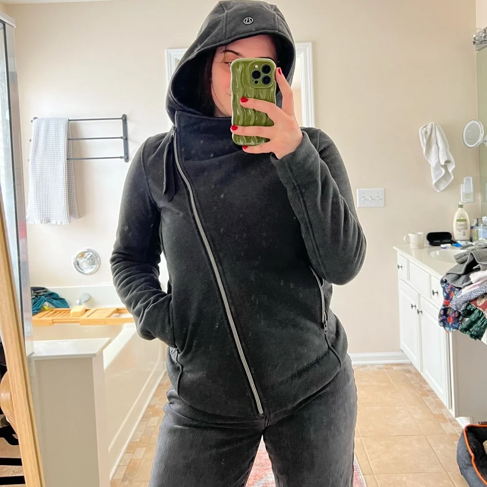 Lululemon Jacket - Picture 2 of 2